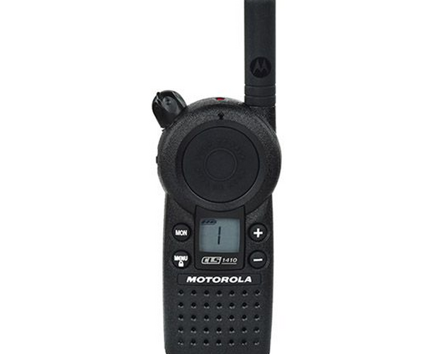 Motorola CLS1410 UHF (461–470MHz) Analog Portable Two-Way Radio Motorola CLS1410 UHF (461–470MHz) Analog Portable Two-Way Radio